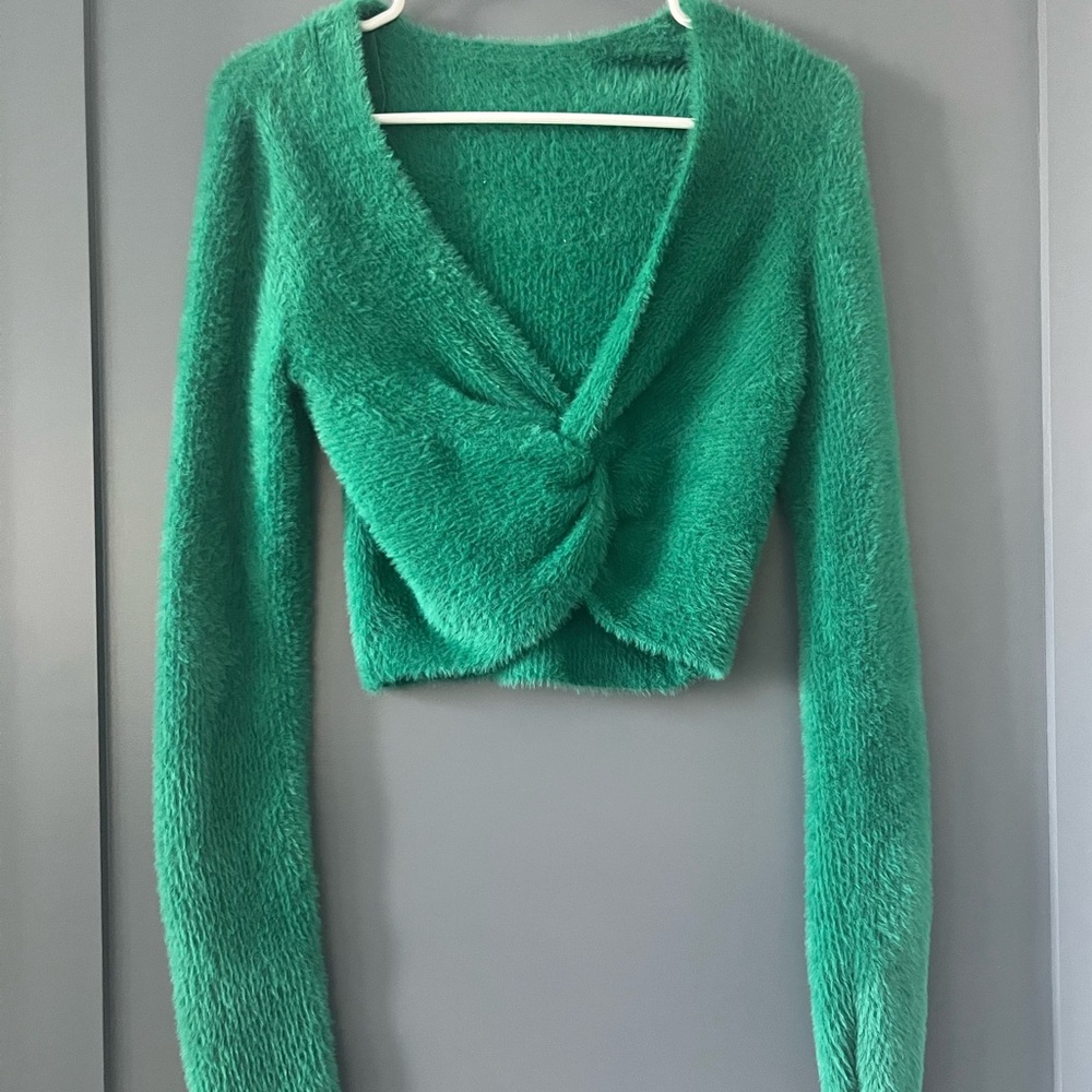 NEW Aerie🦚Fluffy-4-Ever Reversible Twist Sweater🦚no damage